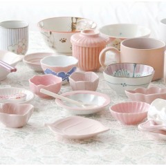 [핑크시리즈] 핑크 꽃종지 귀여운 도자기 그릇 일식기 가정용 식당용 종지 반찬 소스기 접시